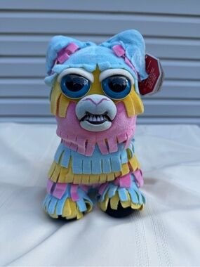Feisty Pets Ollie Olé Plush Piñata 8.5” Transforming Scary Face Tags